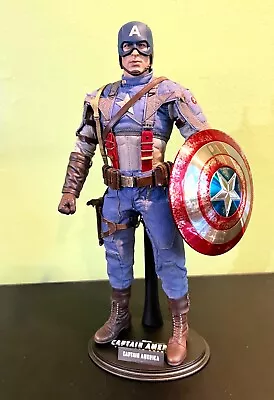 Hot Toys - CAPTAIN AMERICA The First Avenger - 1/6th Scale Action Figure - Used • $174.95