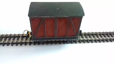 009 NARROW GAUGE Goods Van. • £7.50