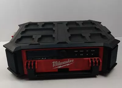 Milwaukee 2950-20 BROKEN M18 PACKOUT Bluetooth Radio Speaker BROKEN • $189.99