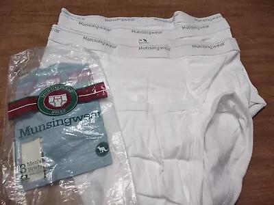 Vintage 1997 Munsingwear Mens 36 Kangaroo Pouch Brief Underwear White Opened • $34.99