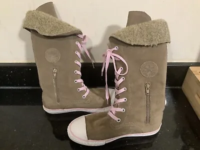£30 • Buy Converse All Star Suede Boots Fleece Lining Uk 3.5 In Excellent Condition.