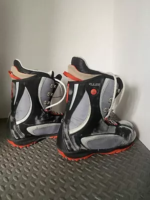 Burton Ruler Snowboard Boots (UK 10) • £40