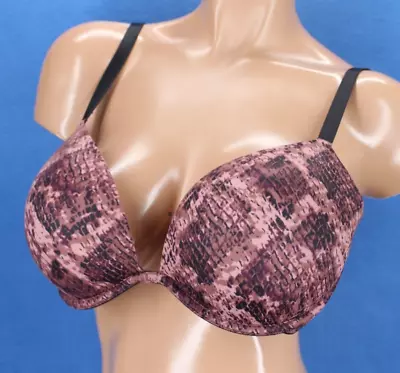 Victoria Secret PINK Underwire Padded Super Push Up Bra Size 36D #E7411 • $14.99