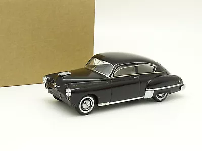 Neo Sb 1/43 - Lincoln Cosmopolitan Town Sedan Black 1949 • $32.17