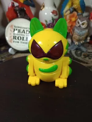 2000 Meow-Chi Robot Cat McDonald's Happy Meal Toy Sega Tiger Electronics Yellow  • $3.50