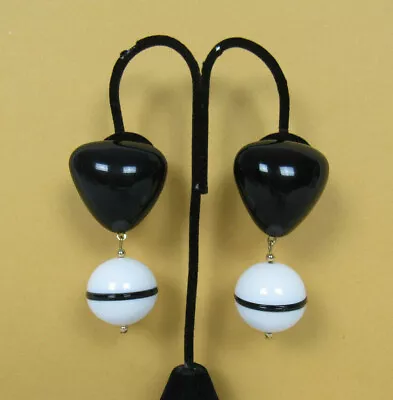 VTG 1960s MOD LUCITE DANGLING RUNWAY EARRINGS BLACK WHITE 2 1/2  TALL • £28.91