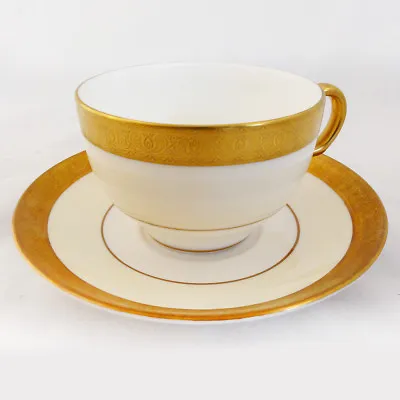 BUCKINGHAM By Minton Cup & Saucer Sulgrave Shape NEW NEVER USED Made In England • $159.99