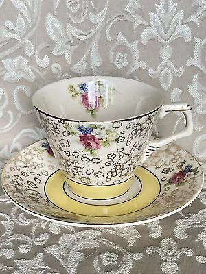 H&K Tunstall (Hollinshead Kirkham) Rose Floral With Gold Cup And Saucer England • $11.08