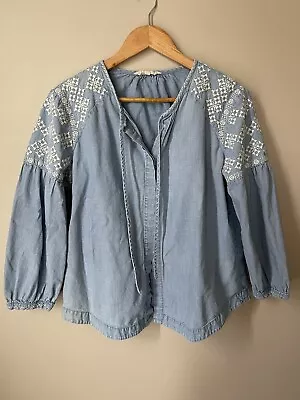 Madewell Embroidered Chambray Top Size Medium  • $15
