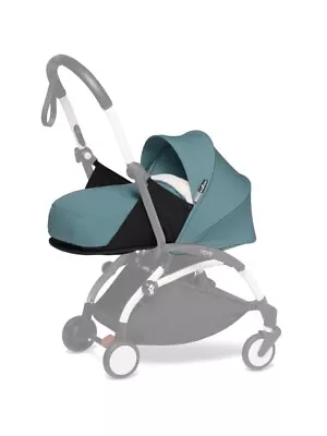 Babyzen Yoyo2 Newborn Pack 0+ - AQUA With White Fleece And Bag Footmuff • £90