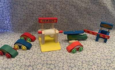 £0.99 • Buy Wooden Toy Car Bundle - Helicopter Car Wash - All VGC.     #J6