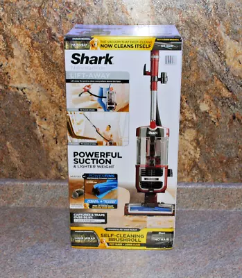 Shark Navigator Lift-Away Upright Vacuum With Powerfins And Brushroll (ZU660) • $139.99