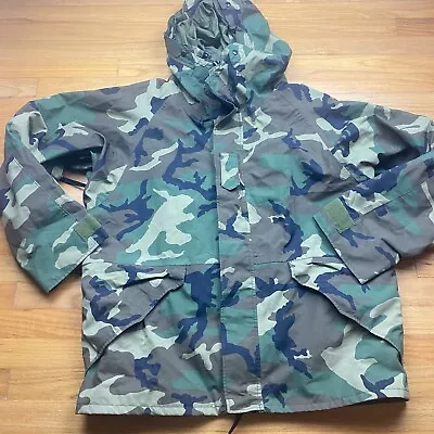 Military Jacket Mens Large Green Parka Cold Weather Camouflage Gore Tex Woodland • $79.99