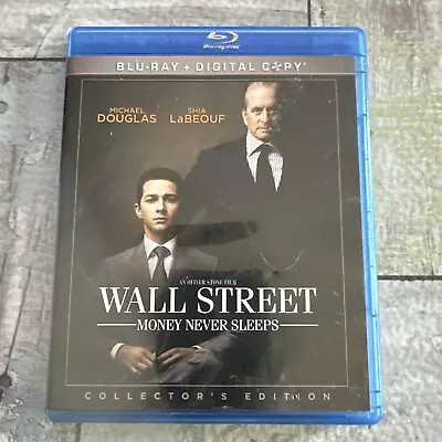 WALL STREET: MONEY NEVER SLEEPS Blu-ray  Michael Douglas • $8.55