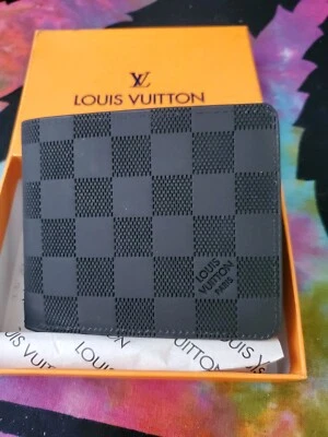 $300 • Buy Brand New Louis Vuittons Men's Wallet N63334, Hard Leather Checker Print.