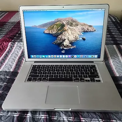 Macbook Pro 2010 15 Inch • $160