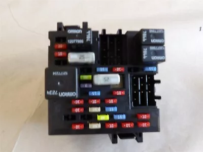 Fuse Relay Panel Box Block Module 15770992-01 Chevy Silverado 1500 OEM 2000-2002 • $50