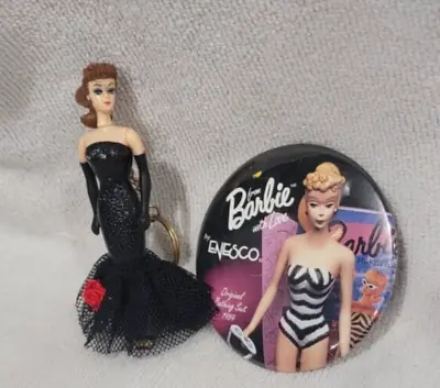 $10 • Buy 95 Mattel Barbie Solo In The Spotlight Keychain & 90s Button From Barbie W/love