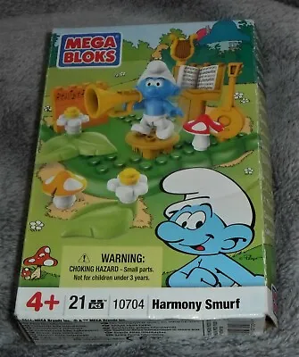 Mega Bloks Les Smurfs   Le Smurf Musicians   10704 The Harmony Smurf 2011 • $23.54