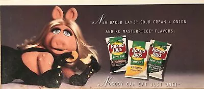 1997 Miss Piggy Baked Lays Potato Chips VTG 1990s PRINT AD Nobody Eat Just One • $9.77