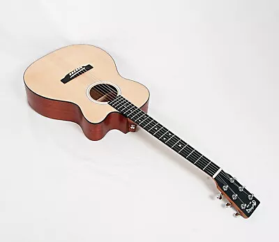 Martin 000CJR-10E Acoustic Electric Cutaway #10956 @ LA Guitar Sales • $649