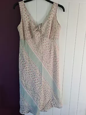 Marks And Spencer Summer Dress Size 18   Fit And Flair Style Chiffon Style  • £5.50