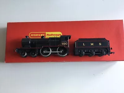 Oo Hornby 2p Fowler Loco • £35