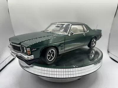 1:18 Classic Holden HJ Monaro GTS 308 Coupe In Jane Green Chamois Trim 18287.   • $199