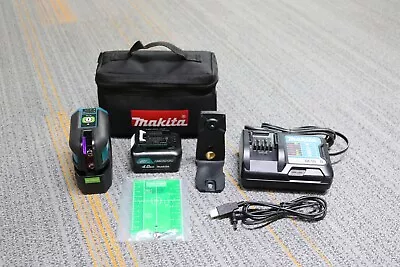 Makita SK105GD 12V CXT Self-Leveling Cross-Line Green Laser (Battery & Charger) • $258.63