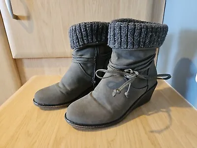 Womens Mantaray Boots Size 4 - Grey Boots • £9.99