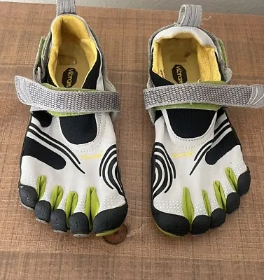 Vibram Five Fingers Barefoot Grip W3651 Women’s Size 37 Beach Comfort Shoes • $27.99