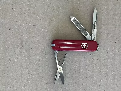 Victorinox Signature Swiss Army Knife 58mm Reg • $9.99