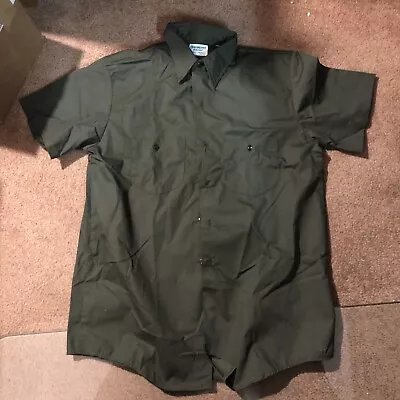 Oshkosh BGosh Mens Size Medium Work Shirt Short Sleeve Dark Green Vintage • $5