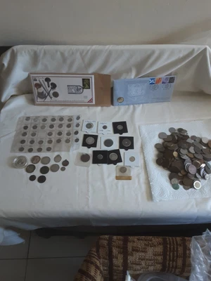 £89.99 • Buy Collection Of British And Foreign Coins