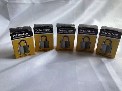 Vintage Box Of 5 Master Maximum Security Padlock All Keyed Alike USA 1 1/2” Wide • $24.90