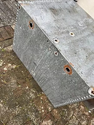 Vintage Galvanised Tank / Galvanised Water Trough Large. • £10