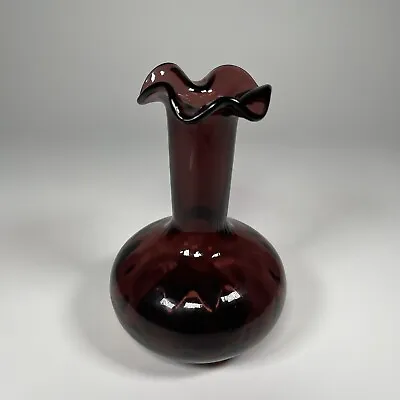 Small Vintage Amethyst Ruffle Top Long Neck 6  Tall Vase Purple • $19.99