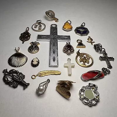 Lot Of Tiny Vintage Pendants / Charms Silver & Gold Tone Christian Retro Natural • $25