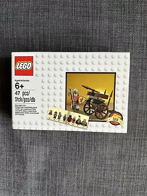 Lego Minifigure Pack Retro Classic Knights Set 5004419 • $60