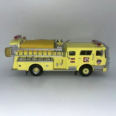 Limited Edition Code 3 #12359 FDNY Mack Engine Model 45 Fire Truck • $45