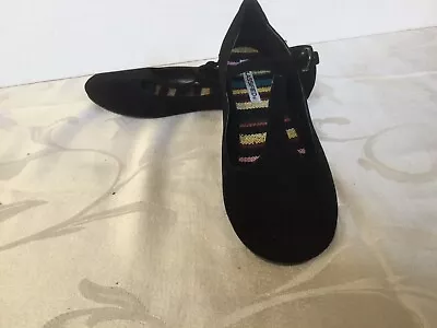 CITY CLASSIFIED Women's Black T-Strap Ballet Shoe Size 8M • $10