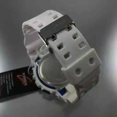 Casio Men's GA-100 Series G-Shock Quartz 200M WR Shock Resistant Watch White/Bla • $115.96