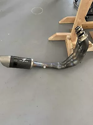 09-14 Yamaha R1 Graves Full Titanium Exhaust  • $1000