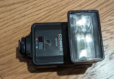 Cobra Auto 210 Shoe Mount Flash. Working Vintage Flash • £4