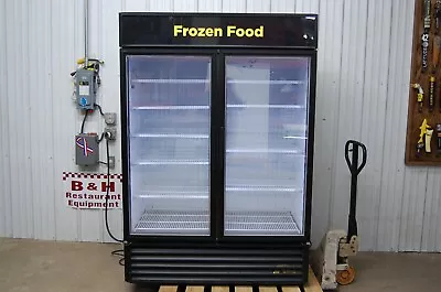 True GDM-49F-LD Glass Two 2 Door Reach In Freezer Merchandiser W/ LED • $2995