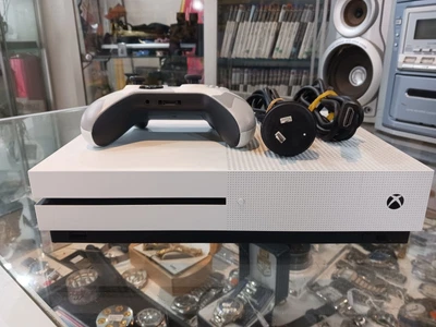 $268.95 • Buy Microsoft Xbox Console Xbox One S 500gb  White Bundle