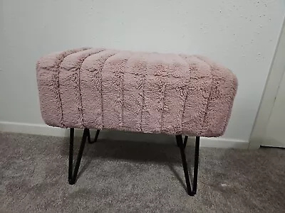 Vanity Stool Chair Faux Fur Vanity Seat Ottoman Soft Furry Makeup Stool Compa • $35