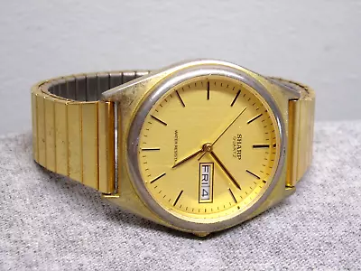 Men's Vintage SHARP Gold Watch W/ New Battery - Works Great! • $16.58