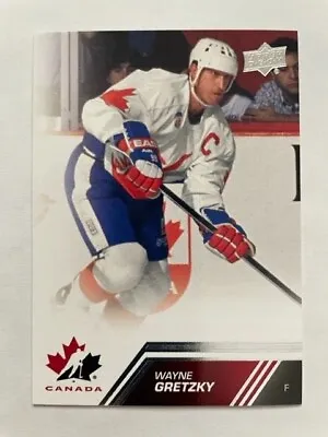 WAYNE GRETZKY - Base/Insert/Parallel Cards From Various Years/Sets/Products • $1.45