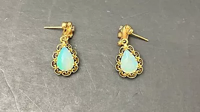 Fabulous 14k Yellow Gold & Tear Drop Shape Fire Opal Estate Vintage Earrings. • $399